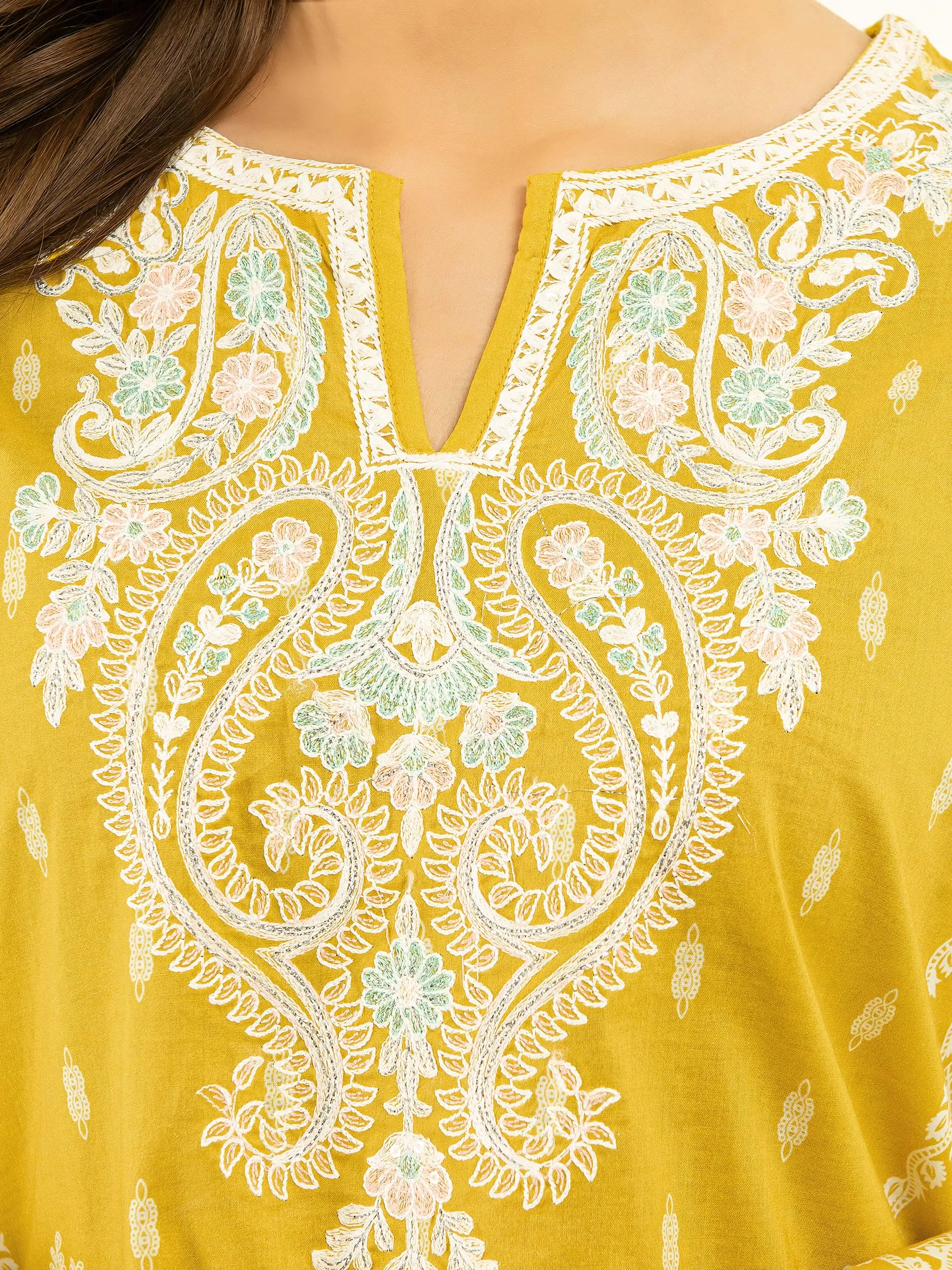 2 Piece Cambric Suit-Embroidered (Pret)