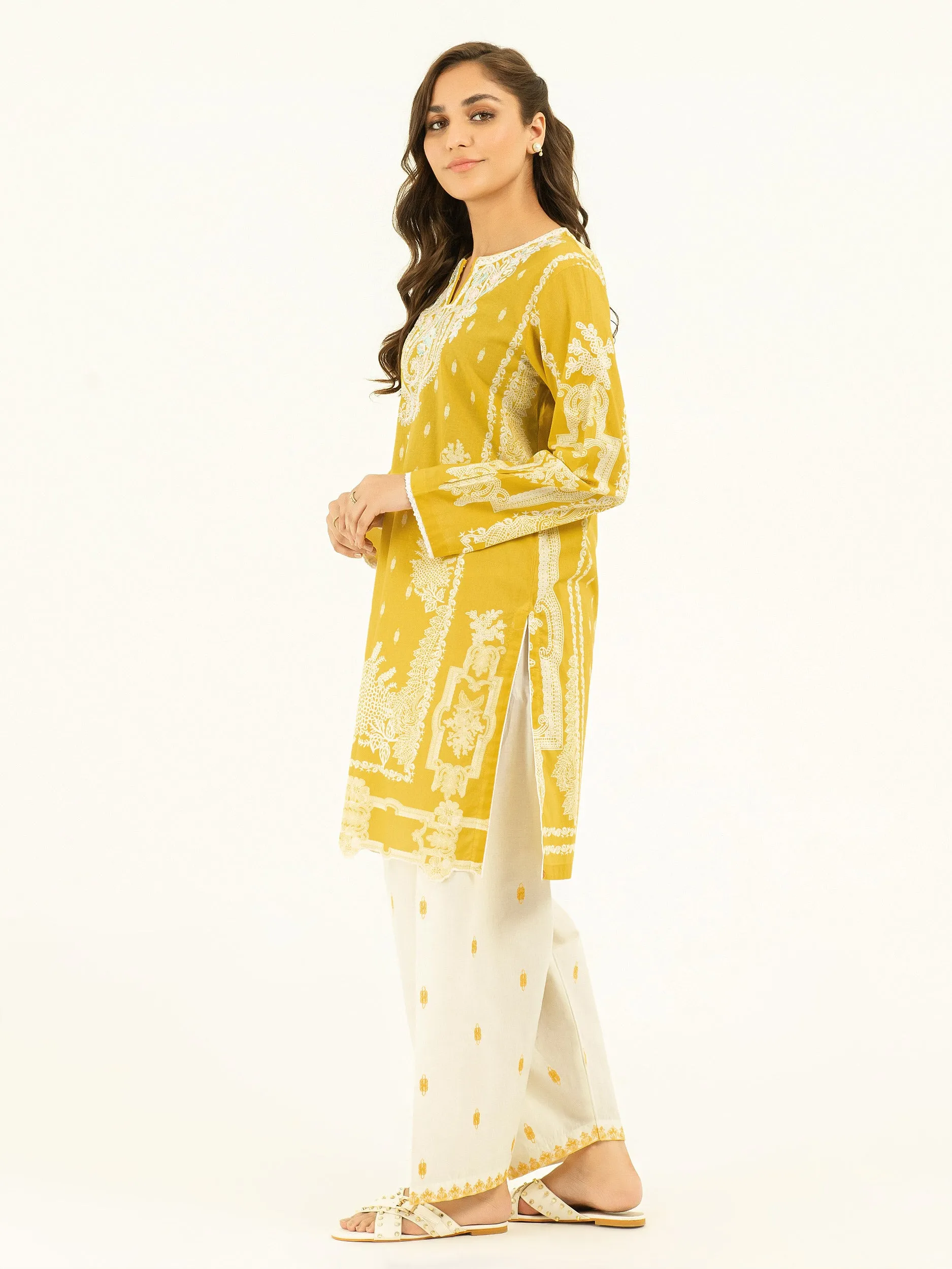 2 Piece Cambric Suit-Embroidered (Pret)