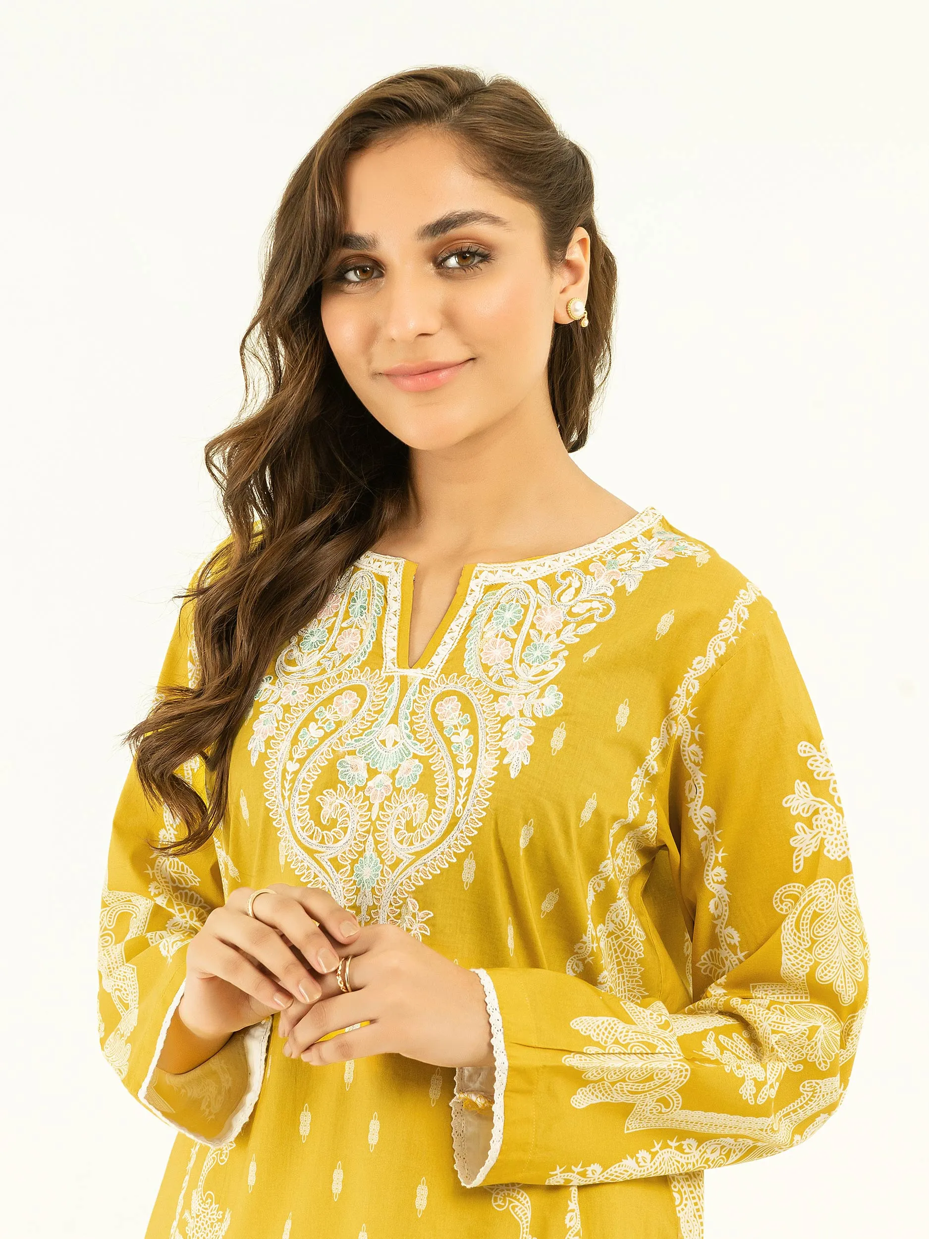 2 Piece Cambric Suit-Embroidered (Pret)