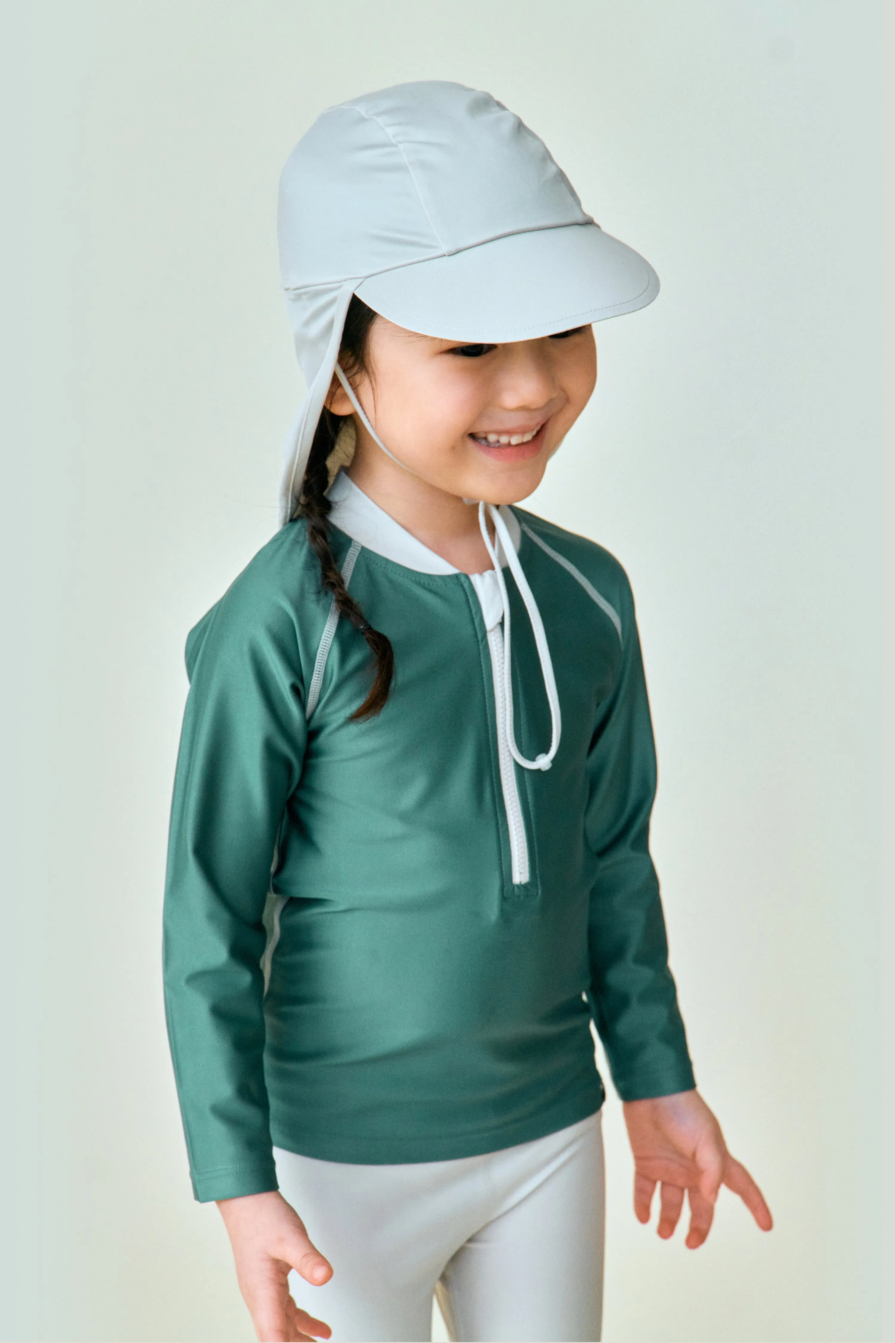 CREORA® Swimwear & Hat Set: Top & Pants (2-3Y)