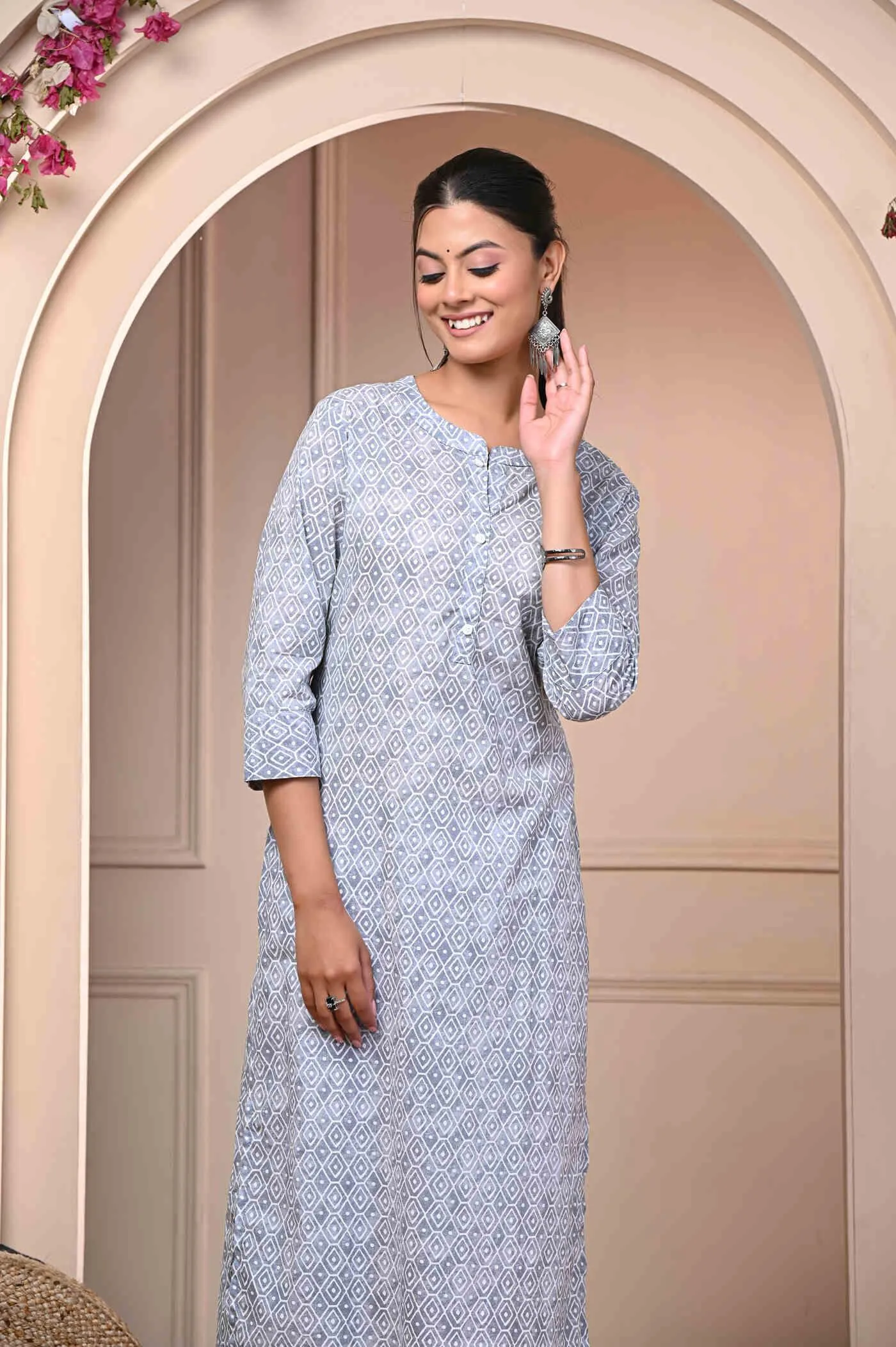 Elegant Grey Printed Kurti