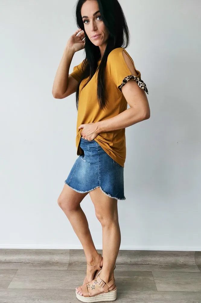Shine On Label Verona Tie Sleeve Top Citrus With Animal Tie