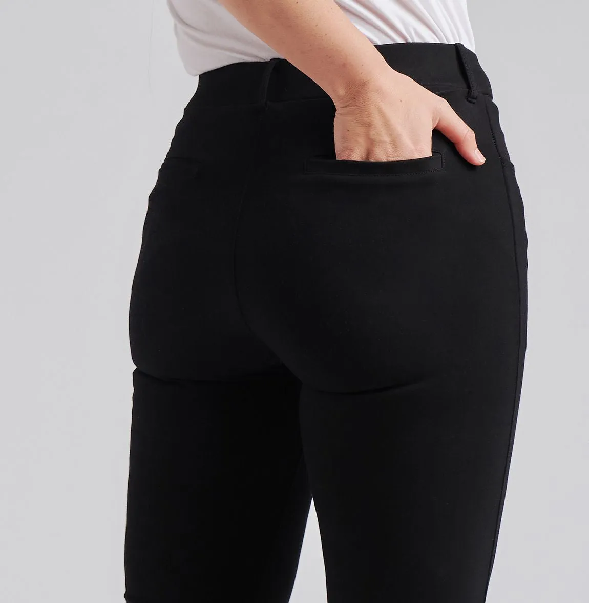 Straight-Leg | 7-Pocket Dress Pant Yoga Pants (Black)