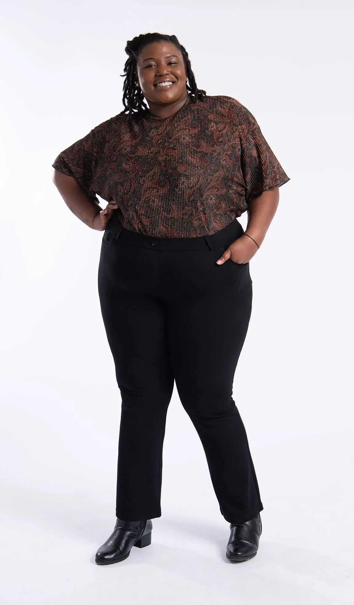 Straight-Leg | 7-Pocket Dress Pant Yoga Pants (Black)