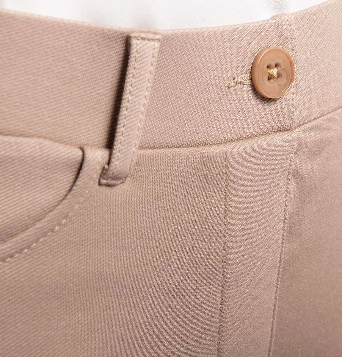 Straight-Leg | 7-Pocket Dress Pant Yoga Pants (Khaki Twill)